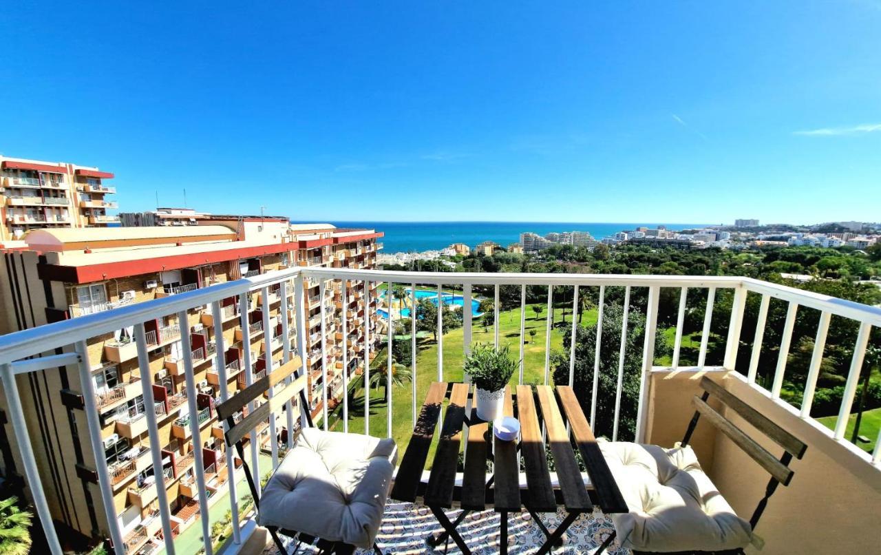 Acogedor,Apartamento.Piscina, Vistas, Terraza Бенальмадена Екстер'єр фото